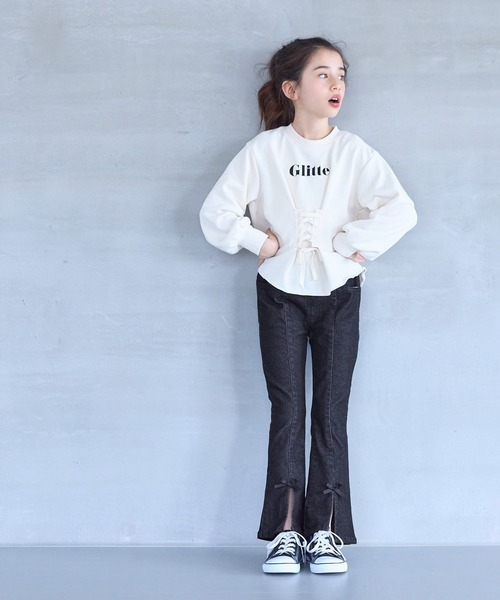 coca（coca）（コカ）の「キッズ　裾リボンフレアデニムパンツ（デニムパンツ・キッズ・ネイビー/ブラック・150/140/130/120）」の3枚目の写真