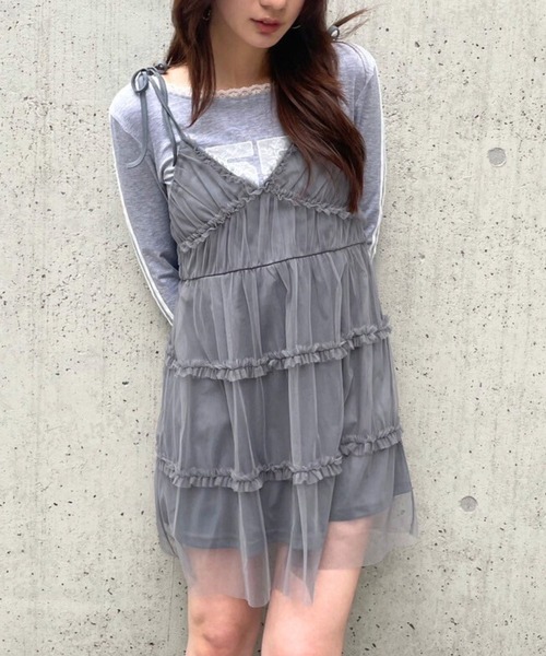 FOREVER 21（フォーエバー トゥエンティーワン）の「【2025SS】チュールティアードチュニックワンピース（チュニック・レディース・グレー/ナチュラル/ブラック・FREE）」の3枚目の写真