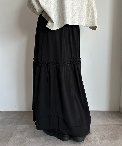 apres jour mignon（アプレジュールミニョン）の「イレヘムレイヤードスカート（スカート・レディース・ブラック/ネイビー/オフホワイト/ブラック系その他・SMALL/MEDIUM/X-LARGE）」の17枚目の写真
