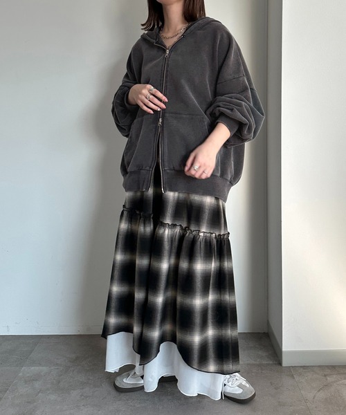 apres jour mignon（アプレジュールミニョン）の「イレヘムレイヤードスカート（スカート・レディース・ブラック/ネイビー/オフホワイト/ブラック系その他・SMALL/MEDIUM/X-LARGE）」の7枚目の写真
