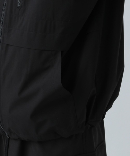BAYFLOW(ベイフロー)の「【防風・撥水】UMWスタンドカラーベスト(ベスト・メンズ・グレー/ブラック・LARGE/MEDIUM)」の4枚目の写真