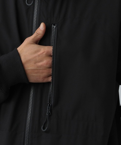 BAYFLOW(ベイフロー)の「【防風・撥水】UMWスタンドカラーベスト(ベスト・メンズ・グレー/ブラック・LARGE/MEDIUM)」の5枚目の写真