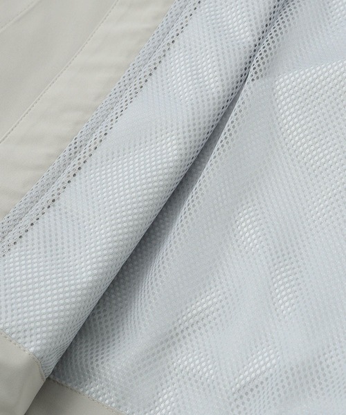 BAYFLOW(ベイフロー)の「【防風・撥水】UMWスタンドカラーベスト(ベスト・メンズ・グレー/ブラック・LARGE/MEDIUM)」の7枚目の写真