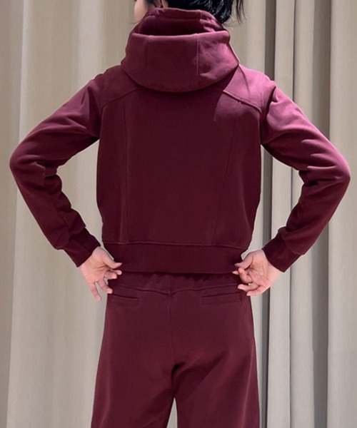 aimoha(アイモハ)の「フード付きジップアップパーカー(パーカー・レディース・ブラック/ネイビー/ワインレッド・MEDIUM/LARGE/X-LARGE)」の11枚目の写真