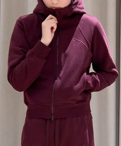 aimoha(アイモハ)の「フード付きジップアップパーカー(パーカー・レディース・ブラック/ネイビー/ワインレッド・MEDIUM/LARGE/X-LARGE)」の12枚目の写真
