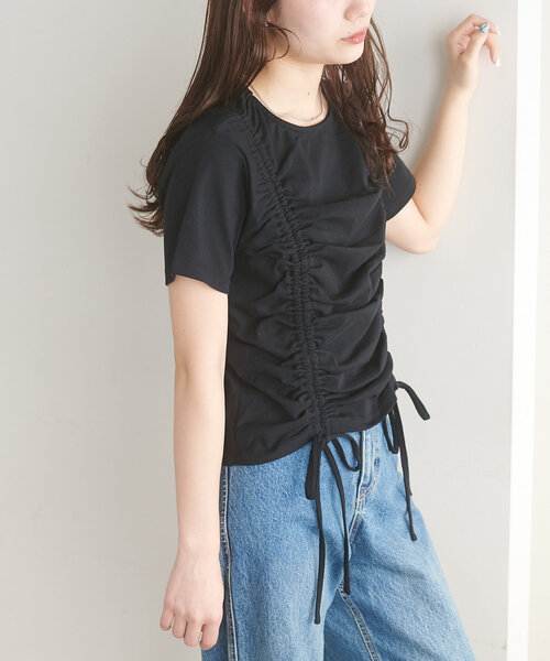 DISCOAT(ディスコート)の「【umm.】ギャザーTシャツ(Tシャツ/カットソー・レディース・カーキ/オフホワイト/ブラック・FREE)」の19枚目の写真