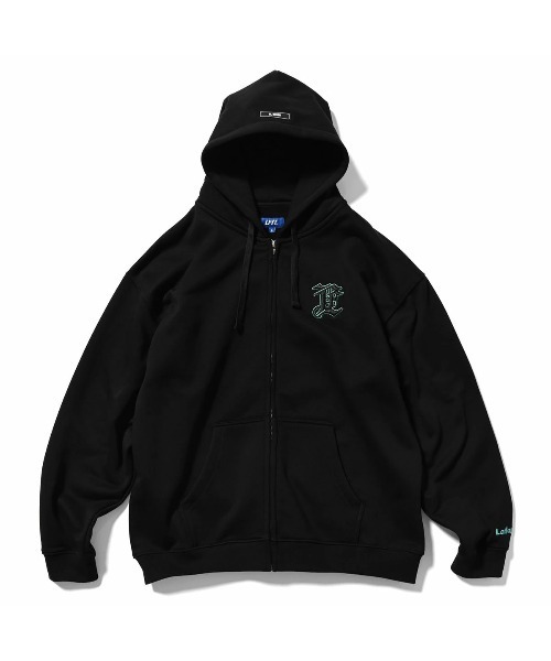LFYT（エルエフワイティー）の「LFYT ラファイエット【Lafayette】× エルレイン【EL REIGN】- パーカー【MONOGRAM LF LOGO GRADATION HOODIE LE240401】（パーカー・メンズ・ブラック・MEDIUM/LARGE/X-LARGE/XX-LARGE）」の2枚目の写真