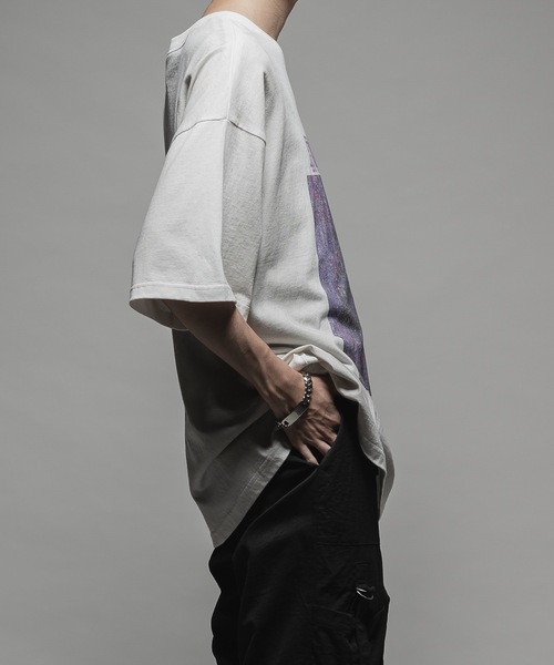 CASPER JOHN(キャスパージョン)の「Handcraft print T-shirts/ハンドクラフトプリントTシャツ(Tシャツ/カットソー・メンズ・ブラック/ホワイト/ブラウン/グレー/ブラック系その他・LARGE/MEDIUM/SMALL/X-SMALL)」の8枚目の写真