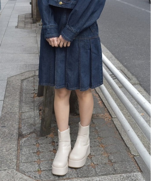 axes femme(アクシーズファム)の「リボン×プリーツデニムスカート(デニムスカート・レディース・ワンウォッシュ/インディゴブルー/ホワイト・FREE)」の2枚目の写真