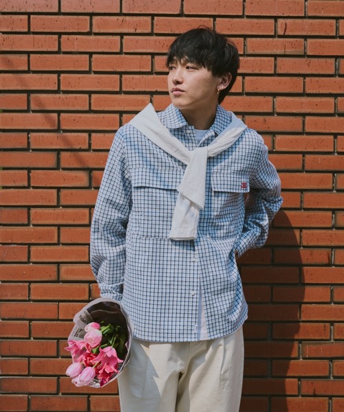 common gull products.（コモンガルプロダクツ）の「おやすみと行ってきますのシャツ（シャツ/ブラウス・レディース・ブルー系/イエロー系・LARGE/MEDIUM）」の12枚目の写真