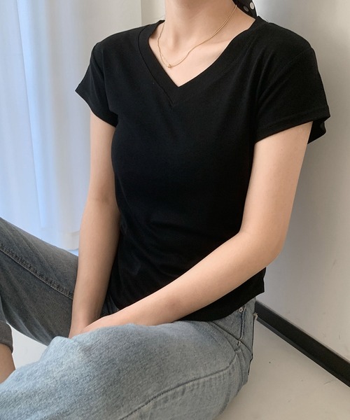 LOWO(ロワ)の「サイドギャザーVネック半袖Tシャツ カットソー(Tシャツ/カットソー・レディース・ベージュ/グレー/ホワイト/ブラック/イエロー/ピンク/モカ・FREE)」の9枚目の写真