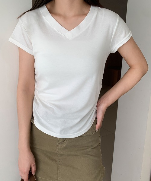 LOWO(ロワ)の「サイドギャザーVネック半袖Tシャツ カットソー(Tシャツ/カットソー・レディース・ベージュ/グレー/ホワイト/ブラック/イエロー/ピンク/モカ・FREE)」の14枚目の写真