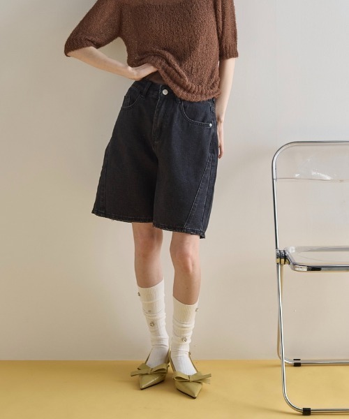 THE YOn（ザヨン）の「ハーフキュロットデニムパンツ（デニムパンツ・レディース・ブラック/ライトブルー・S/M）」の7枚目の写真