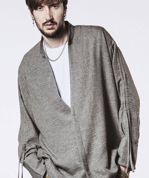 NO ID.(ノーアイディ)の「【NO ID.】Drawstring V Neck Big Shirt / ドローストリング V ネック ビッグ シャツ(シャツ/ブラウス・メンズ・ホワイト/ブラック/グレー・ONE SIZE)」の3枚目の写真