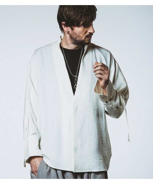 NO ID.(ノーアイディ)の「【NO ID.】Drawstring V Neck Big Shirt / ドローストリング V ネック ビッグ シャツ(シャツ/ブラウス・メンズ・ホワイト/ブラック/グレー・ONE SIZE)」の17枚目の写真