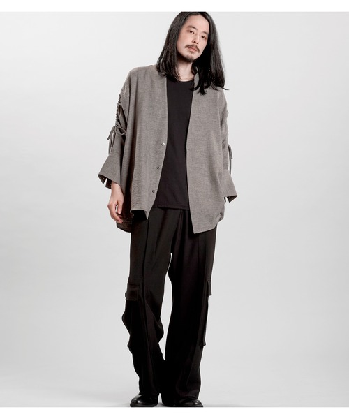 NO ID.(ノーアイディ)の「【NO ID.】Drawstring V Neck Big Shirt / ドローストリング V ネック ビッグ シャツ(シャツ/ブラウス・メンズ・ホワイト/ブラック/グレー・ONE SIZE)」の9枚目の写真