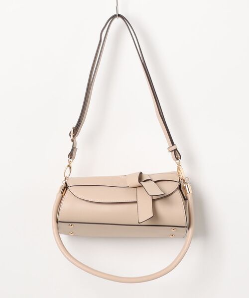 maison vert（メゾンヴェール）の「【軽量2WAY】ワイドリボンフラップバッグ（ハンドバッグ・レディース・ベージュ/ブラック・FREE）」の2枚目の写真