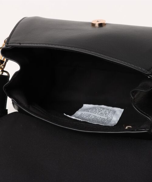 maison vert（メゾンヴェール）の「【軽量2WAY】ワイドリボンフラップバッグ（ハンドバッグ・レディース・ベージュ/ブラック・FREE）」の4枚目の写真
