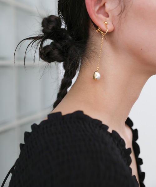 select MOCA(セレクトモカ)の「淡水パールメタルコーティングイヤリング(イヤリング・レディース・シルバー/ゴールド・FREE)」の10枚目の写真