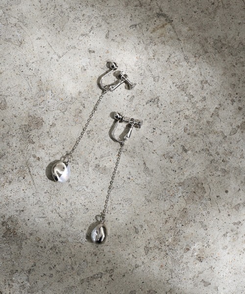 select MOCA(セレクトモカ)の「淡水パールメタルコーティングイヤリング(イヤリング・レディース・シルバー/ゴールド・FREE)」の17枚目の写真