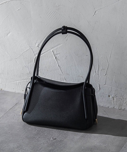 LAUTREAMONT（ロートレアモン）の「【WEB限定】<STORY.>2WAYフォルムレザーハンドバッグ（ハンドバッグ・レディース・ブラック/ライトブルー/オフホワイト・FREE）」の22枚目の写真