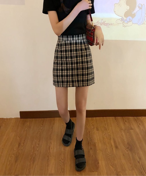 2色展開♥ふんわりシルエットのミニ丈スカート/追跡有 ミニスカート スカート ミニ丈[品番：ZI000008395]｜IRADOWL