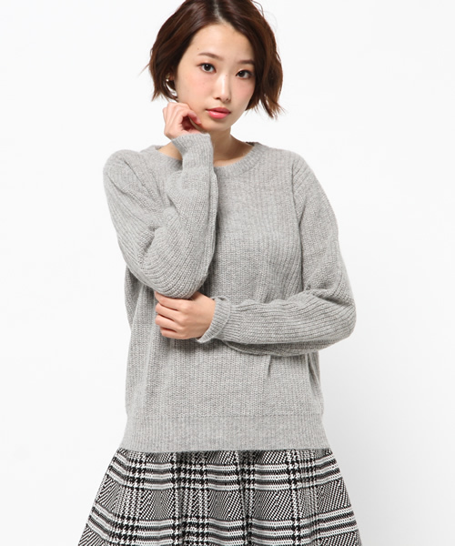 & by P&D（アンドバイピーアンドディー）の「アンゴラ混ニット（ニット/セーター・レディース・グレー/ホワイト/ピンク・38）」の2枚目の写真