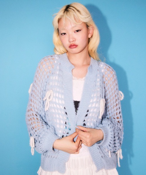 Candy Stripper（キャンディストリッパー）の「RIBBON MESH KNIT カーディガン（カーディガン/ボレロ・レディース・ライトブルー/ブラック/イエロー・FREE）」の4枚目の写真