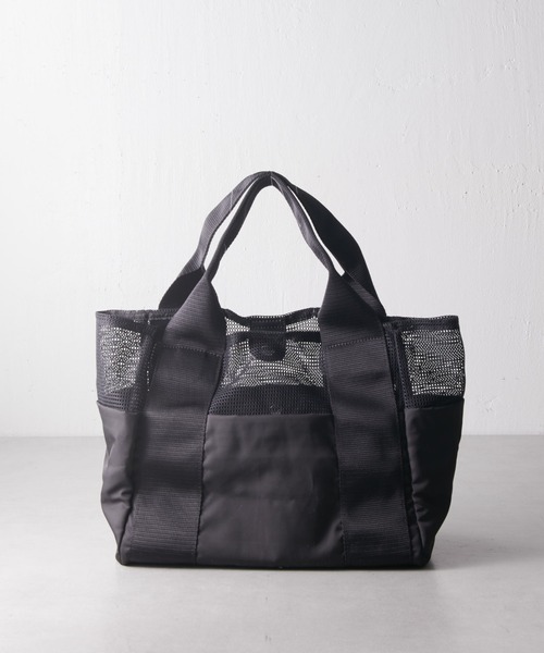 美品 papillonner パピヨネ トートバッグ 樹脂 ブラック A4 黒