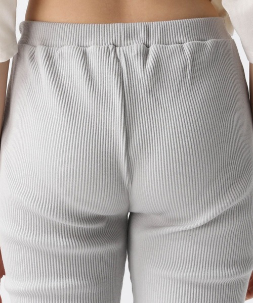 FOREVER 21(フォーエバー トゥエンティーワン)の「【2025SS】レギンスパンツ(その他パンツ・レディース・グレー/ブラック・SMALL/MEDIUM/LARGE)」の18枚目の写真
