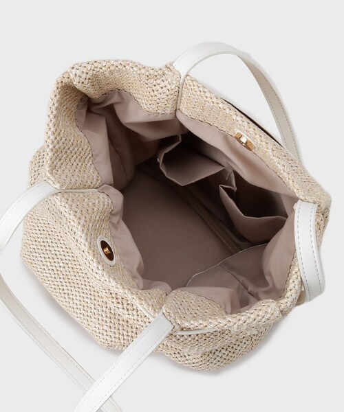 OPAQUE.CLIP（オペークドットクリップ）の「フロントベルトデザイン雑材合皮コンビトートバッグ（トートバッグ・レディース・グレー/ブラック系4/オフホワイト・00）」の16枚目の写真