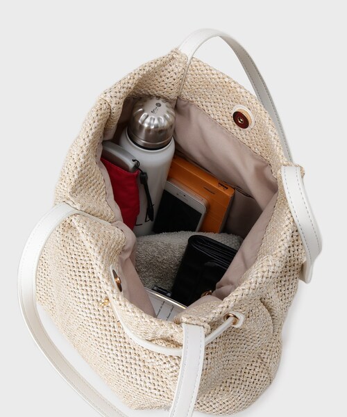 OPAQUE.CLIP（オペークドットクリップ）の「フロントベルトデザイン雑材合皮コンビトートバッグ（トートバッグ・レディース・グレー/ブラック系4/オフホワイト・00）」の19枚目の写真