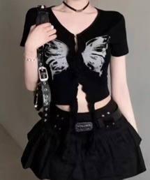 バタフライモチーフ デザインコンパクトTシャツ
