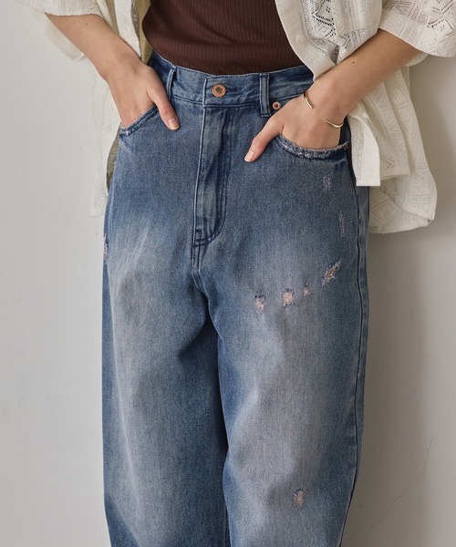 hunch(ハンチ)の「ダメージデニム ゆるストレートパンツ(デニムパンツ・レディース・ブラック/ライトグレー/ライトインディゴブルー/ワンウォッシュ/ブルー系その他・FREE)」の14枚目の写真