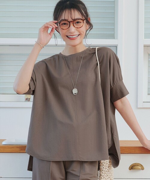 Tiaclasse(ティアクラッセ)の「【接触冷感】イージーカットソードルマントップス(Tシャツ/カットソー・レディース・ブラウン/ブルー/ブラック・XL)」の2枚目の写真