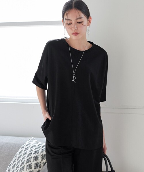 Tiaclasse(ティアクラッセ)の「【接触冷感】イージーカットソードルマントップス(Tシャツ/カットソー・レディース・ブラウン/ブルー/ブラック・XL)」の1枚目の写真