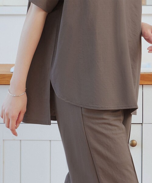 Tiaclasse(ティアクラッセ)の「【接触冷感】イージーカットソードルマントップス(Tシャツ/カットソー・レディース・ブラウン/ブルー/ブラック・XL)」の5枚目の写真