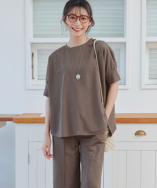 Tiaclasse(ティアクラッセ)の「【接触冷感】イージーカットソードルマントップス(Tシャツ/カットソー・レディース・ブラウン/ブルー/ブラック・XL)」の8枚目の写真