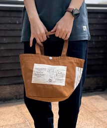 SNOOPY×OLD BETTY'S（スヌーピーカケルオールドベティーズ）の「SNOOPY Heavy Canvas Lunch Bag (HOUSE)（トートバッグ）」