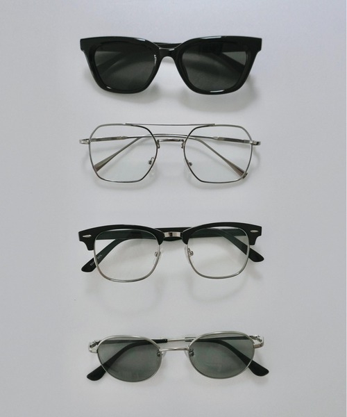 Lynn.（リン）の「Wednesday classic brow glasses / UVカットレンズ サーモントフレームメガネ（メガネ・レディース・ブラック/ブラウン・FREE）」の5枚目の写真