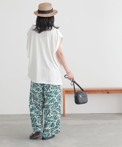n'OrLABEL(ノアールレーベル)の「『リゾート総柄プリントワイドパンツ』(その他パンツ・レディース・グリーン/オレンジ/マルチ・2/1)」の14枚目の写真