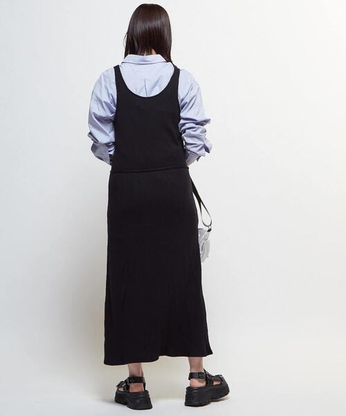 CONVERSE TOKYO(コンバーストウキョウ)の「RIB CAMISOLE DRESS(ワンピース・レディース・アイボリー/ブラック/グレー/テラコッタ・FREE)」の17枚目の写真