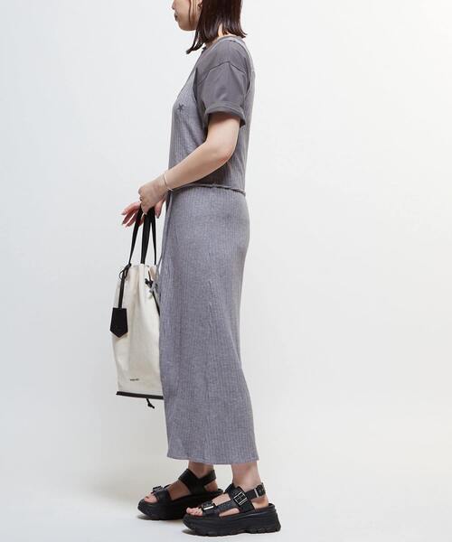 CONVERSE TOKYO(コンバーストウキョウ)の「RIB CAMISOLE DRESS(ワンピース・レディース・アイボリー/ブラック/グレー/テラコッタ・FREE)」の20枚目の写真