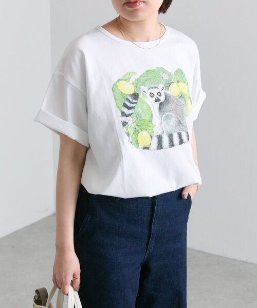 ear PAPILLONNER（イアパピヨネ）の「sampo×ear ワオキツネザル/刺しゅうTシャツ（Tシャツ/カットソー・レディース・ホワイト・FREE）」の7枚目の写真