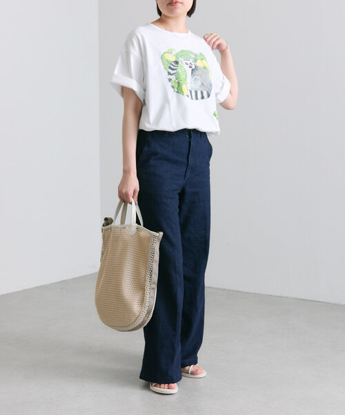 ear PAPILLONNER（イアパピヨネ）の「sampo×ear ワオキツネザル/刺しゅうTシャツ（Tシャツ/カットソー・レディース・ホワイト・FREE）」の5枚目の写真