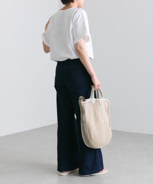 ear PAPILLONNER（イアパピヨネ）の「sampo×ear ワオキツネザル/刺しゅうTシャツ（Tシャツ/カットソー・レディース・ホワイト・FREE）」の3枚目の写真