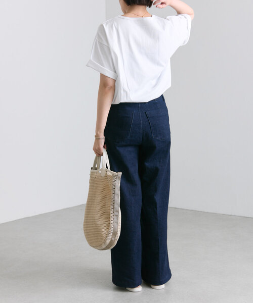 ear PAPILLONNER（イアパピヨネ）の「sampo×ear ワオキツネザル/刺しゅうTシャツ（Tシャツ/カットソー・レディース・ホワイト・FREE）」の2枚目の写真