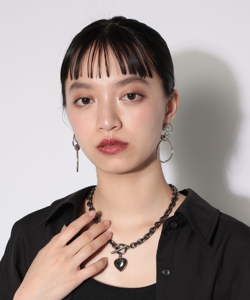 PAGEBOY(ページボーイ)の「ハートマンテルネックレス3(ネックレス・レディース・シルバー/ブラック・FREE)」の15枚目の写真