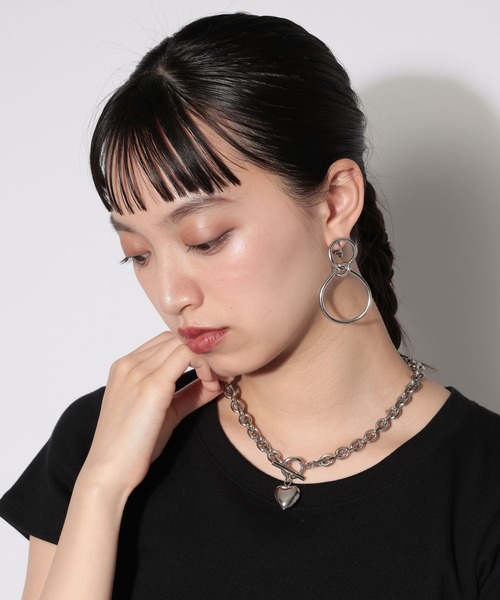 PAGEBOY(ページボーイ)の「ハートマンテルネックレス3(ネックレス・レディース・シルバー/ブラック・FREE)」の16枚目の写真