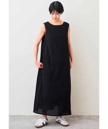 Live in comfort | リブ　イン　コンフォート　栞里ちゃんとつくった　楊柳素材が涼しげな　大人のノースリーブワンピース〈ブラック〉(ワンピース)